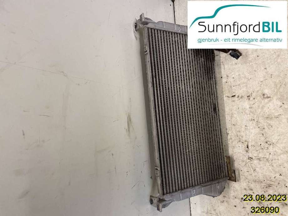 Intercooler til Toyota Auris 2007-2010 (Type I, Fase 1)  (TOYOTA|179400R020|)