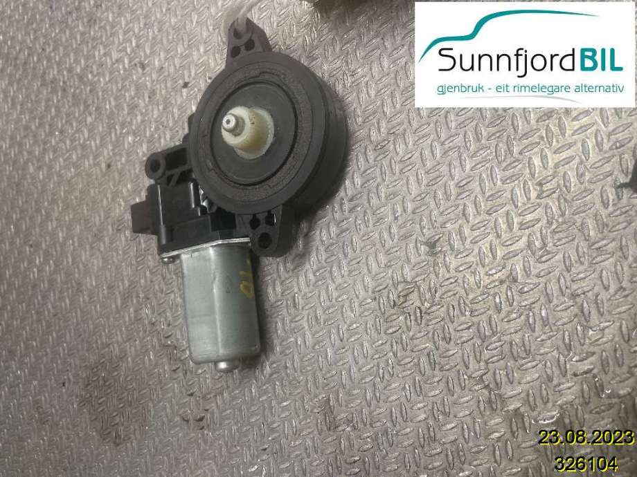 Ruteheis høyre til Mazda CX-5 2012-2017 (Type I)  (MAZDA|D6515858XB|)