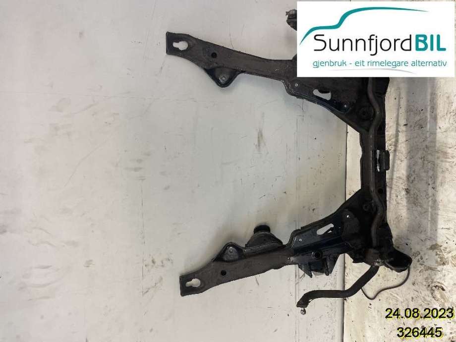 Travers foran hoved til BMW 5-Serie 2003-2010 (E60/E61) (E60/E61) (BMW|31106777362|)