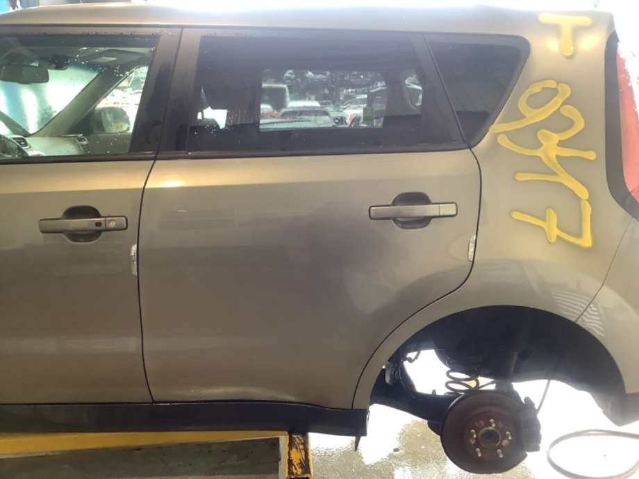 Dør venstre bak til Kia Soul, 2014-2019 (Type II)  (KIA|77003B 2000)