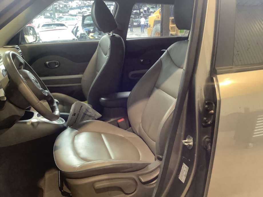 Sete foran venstre til Kia Soul, 2014-2019 (Type II)  (KIA|)