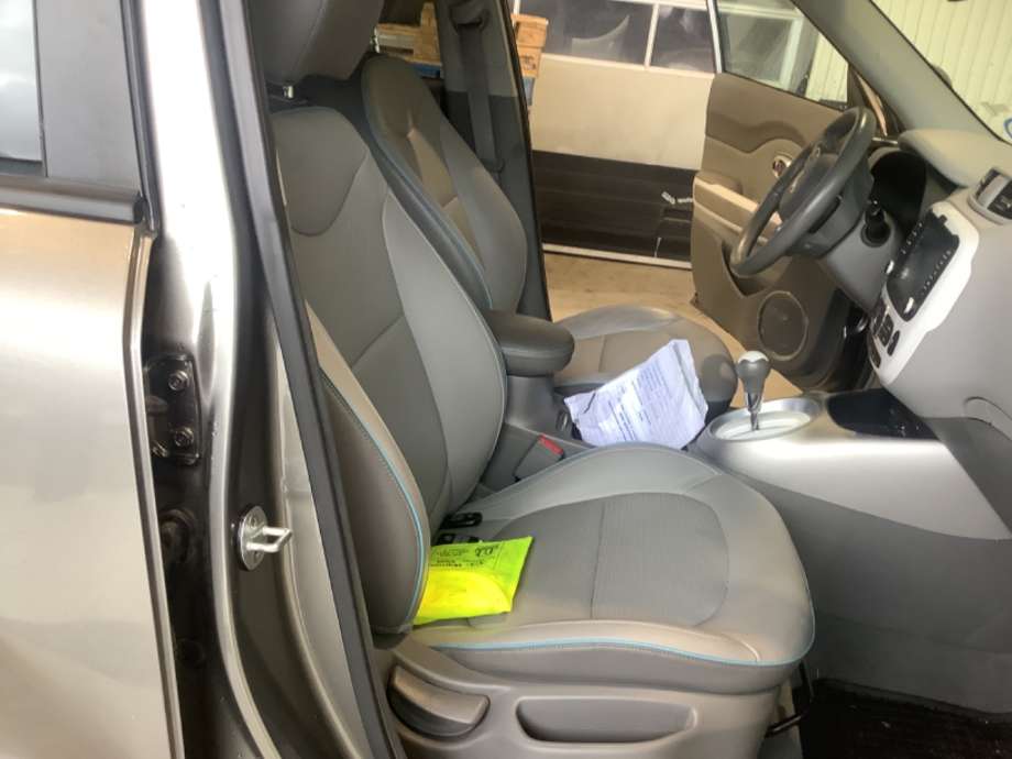 Sete foran høyre til Kia Soul, 2014-2019 (Type II)  (KIA|)