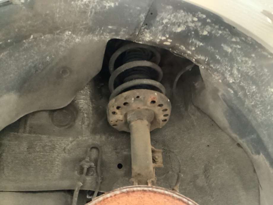 Fjærbein venstre foran til Kia Soul, 2014-2019 (Type II)  (KIA|)