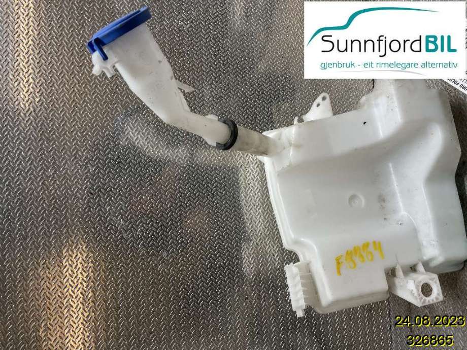 Spylerpumpe foran til Ford Focus 2014-2018 (Type III, Fase 2)  (FORD|BV6117K624BC|2205506|)