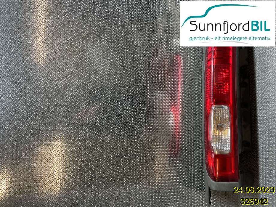 Baklykt venstre til Opel Vivaro A 2001-2006