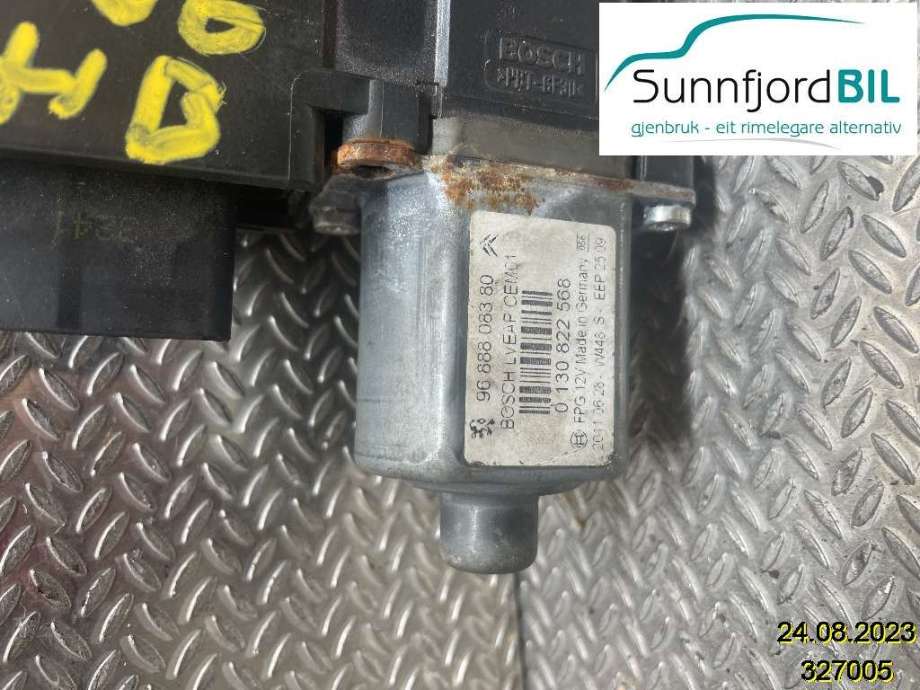 Ruteheis høyre til Peugeot 508 2011-2014 (Type I, Fase 1)  (PEUGEOT|9806087080|9224H9|9688806380)
