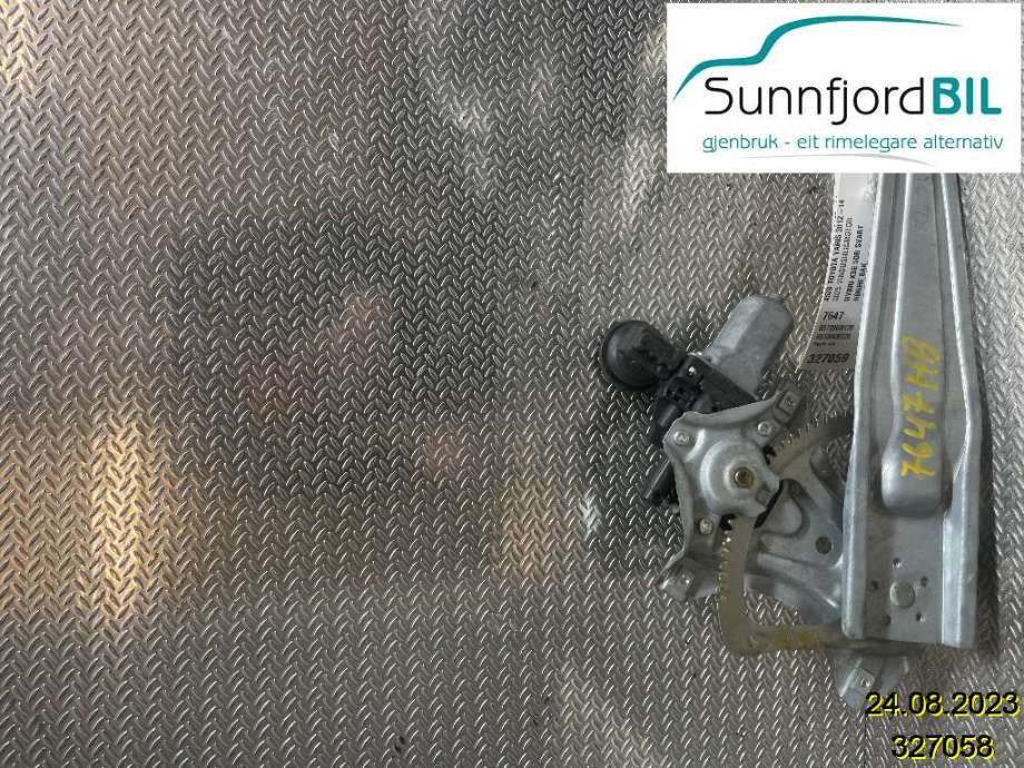 Ruteheis til Toyota Yaris 2012-2014 (Type III, Fase 1)  (TOYOTA|698300D220|)
