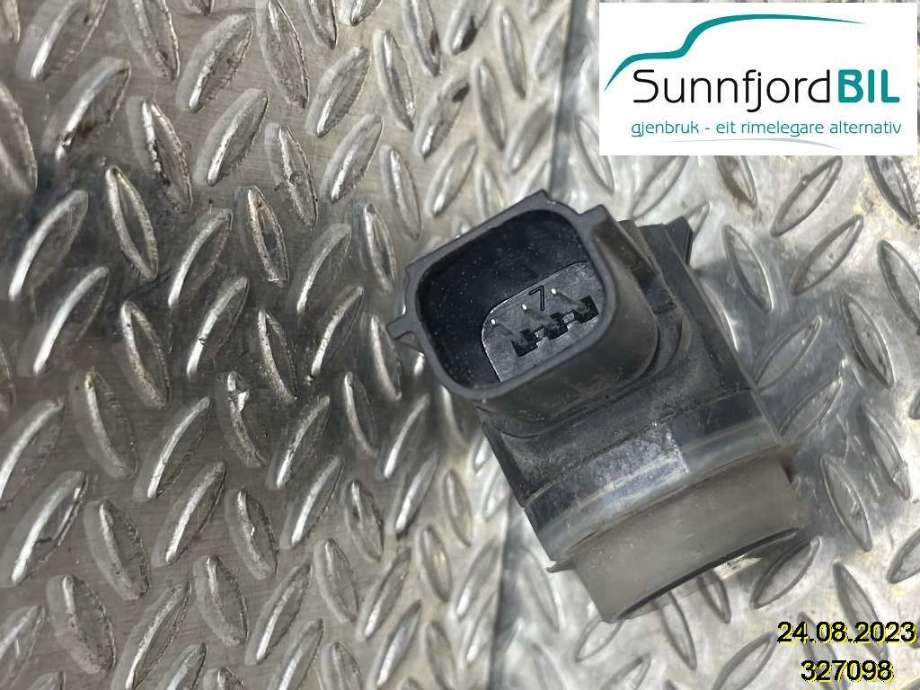 Parkeringssensor foran til Ford Galaxy 2015-2022 (Type IV)  (FORD|F1CT15K859AAXWAA|2163331|EM2T15K859AAW)