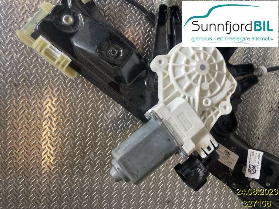 Ruteheis høyre til Ford Focus, 2011-2014 (Type III, Fase 1)  (FORD|6CP114553L3C)