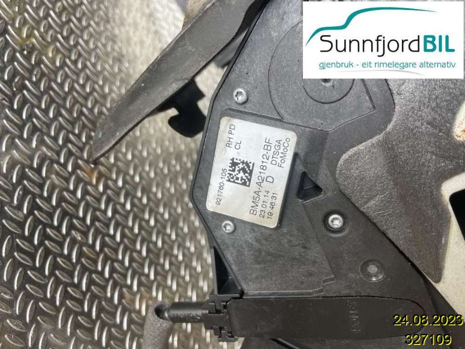 Låsekasse høyre til Ford Focus 2011-2014 (Type III, Fase 1)  (FORD|BM5AA21812BH|2066073|BM5AA21812BF)