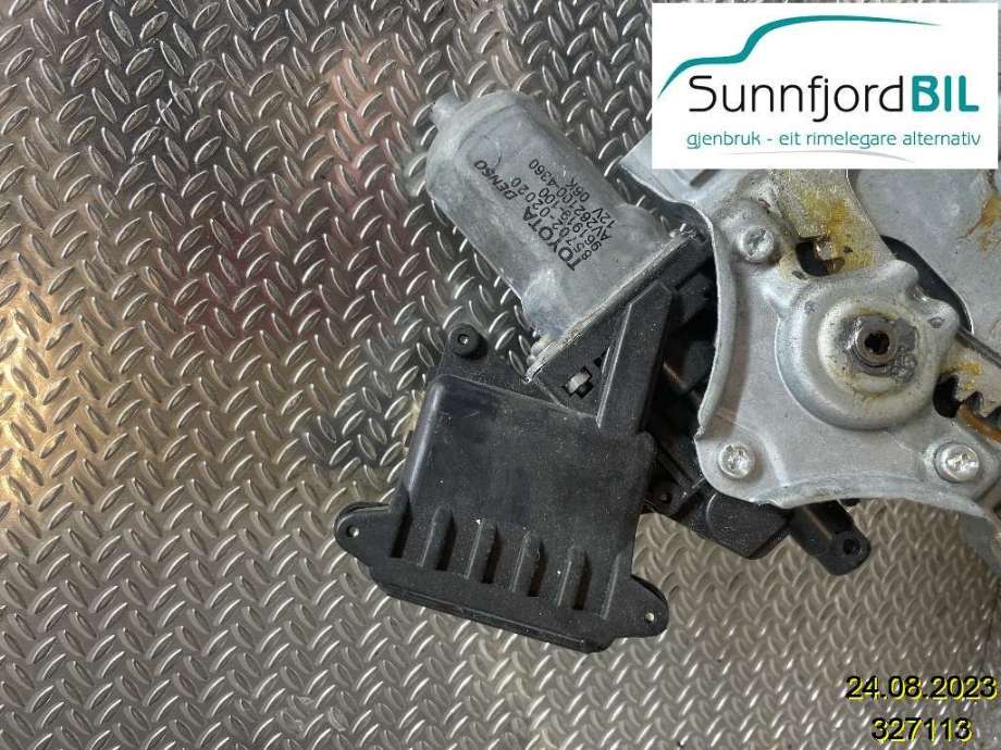 Ruteheis venstre til Toyota Auris 2007-2010 (Type I, Fase 1) (TOYOTA|6982002330|8570202020|975514104)