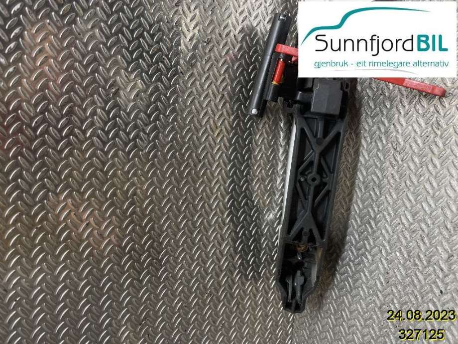 Dørhåndtak utv høyre bak til Suzuki SX4 2009-2013 (Type I, Fase 2) (SUZUKI|8283163J20|8281263J00ZMU|)
