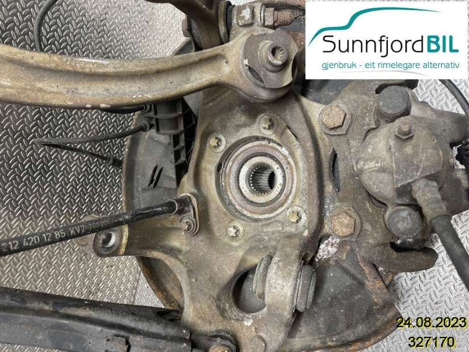 Bremsecaliper høyre bak til Mercedes E-Klasse 2013-2016 (Fase 2) (W212) (W212) (MERCEDES|A2124230181|)