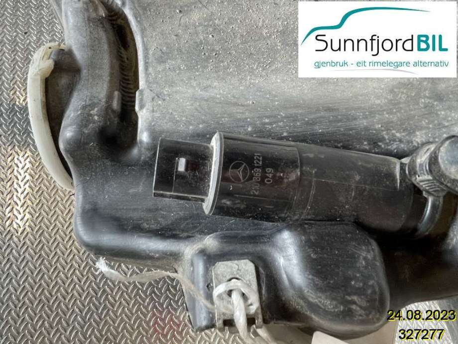 Spylerpumpe til Mercedes E-Klasse, 2009-2013 (Fase 1) (W212) (W212) (MERCEDES|A2108691221)