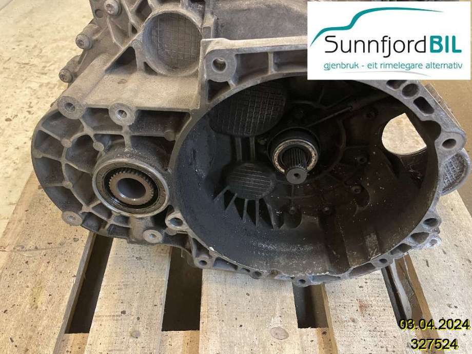 Girkasse manuell 6-trinn til VW Tiguan, 2007-2011 (Type I, Fase 1)  (VOLKSWAGEN|0A6 300 044 N)