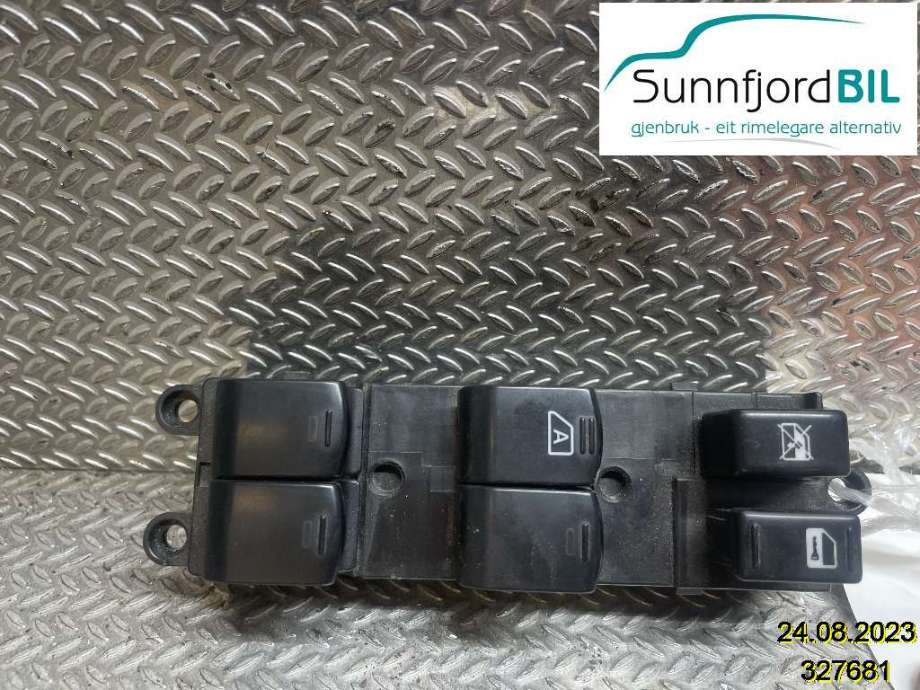 Bryter ruteheis til Subaru Forester, 2008-2013 (Type III)  (SUBARU|83071FG090)