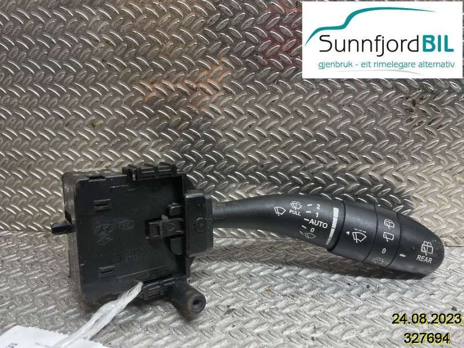 Bryter visker til Hyundai i30, 2007-2012 (Type I)  (HYUNDAI|934202L020)