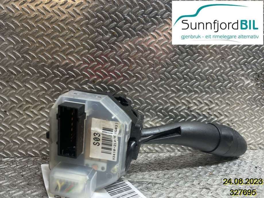 Bryter blink til Hyundai i30 2007-2012 (Type I)  (HYUNDAI|934102L030|)