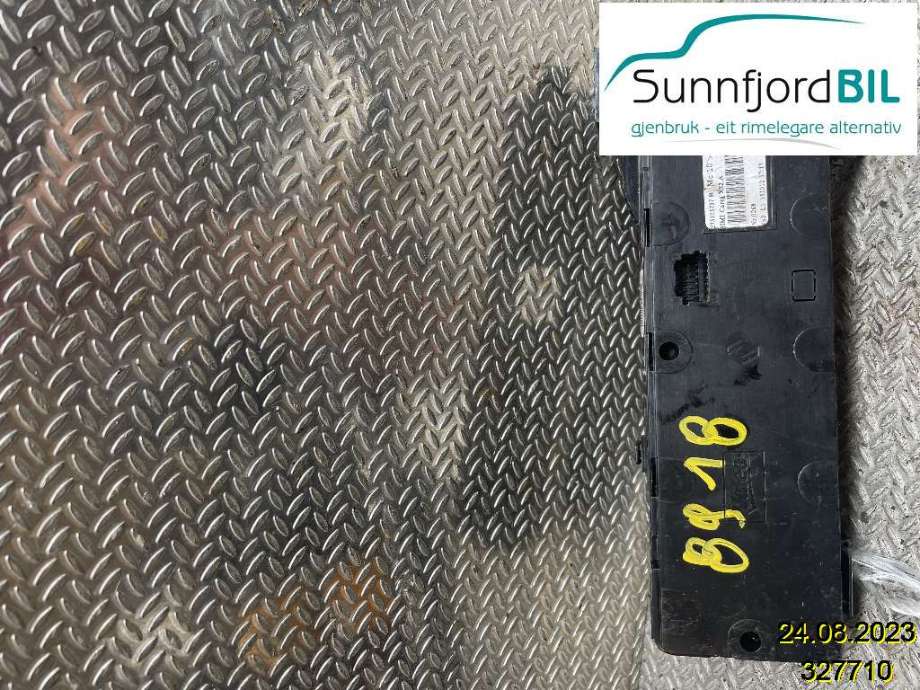 Varmeapparat betjening til Opel Vivaro B 2014-2019  (OPEL|93459407|275105737R|)