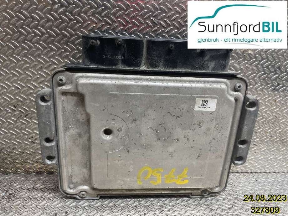 Styreenhet motor til Opel Combo C 2002-2011  (OPEL|55247020|0281018699|95514125)