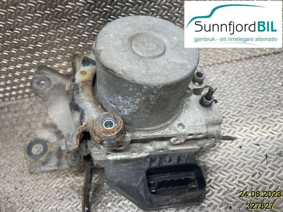 ABS sentral til Toyota Urban Cruiser, 2009-2014  (TOYOTA|4405052A91)