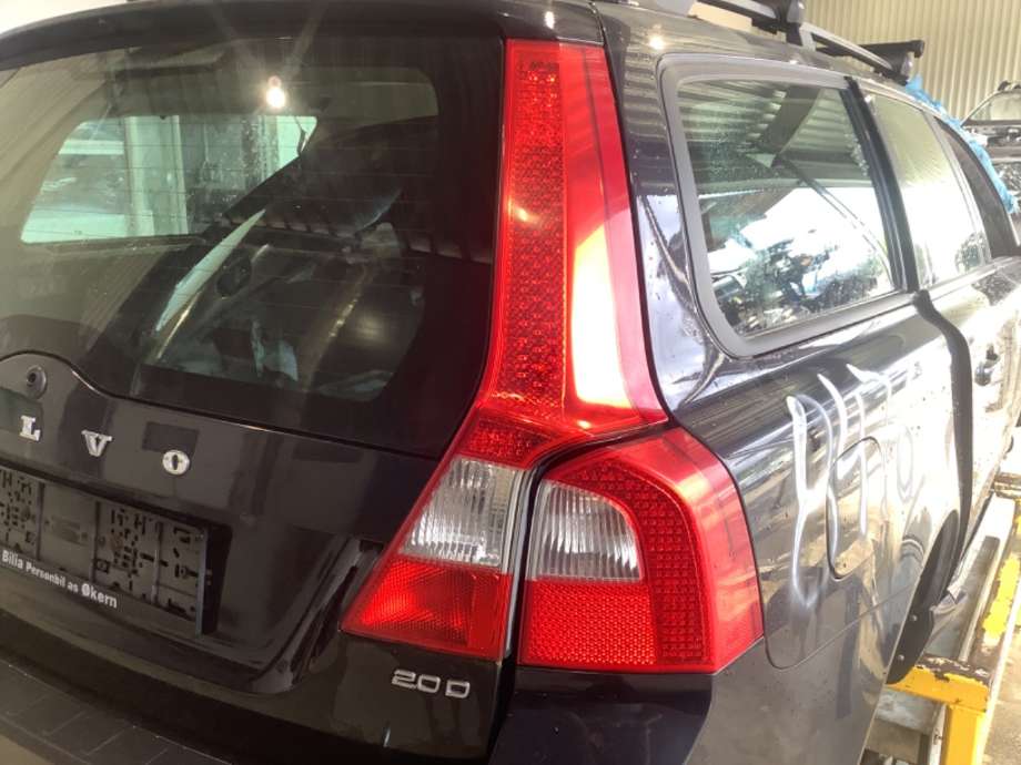 Baklykt høyre indre til Volvo V70, 2007-2013 (Type III, Fase 1)  (VOLVO|)