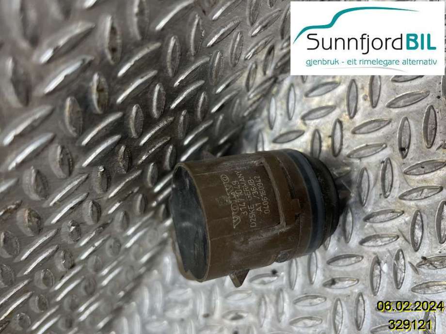 Parkeringssensor foran til Volvo XC90 2015-2025 (Type II)  (VOLVO|31471049|)