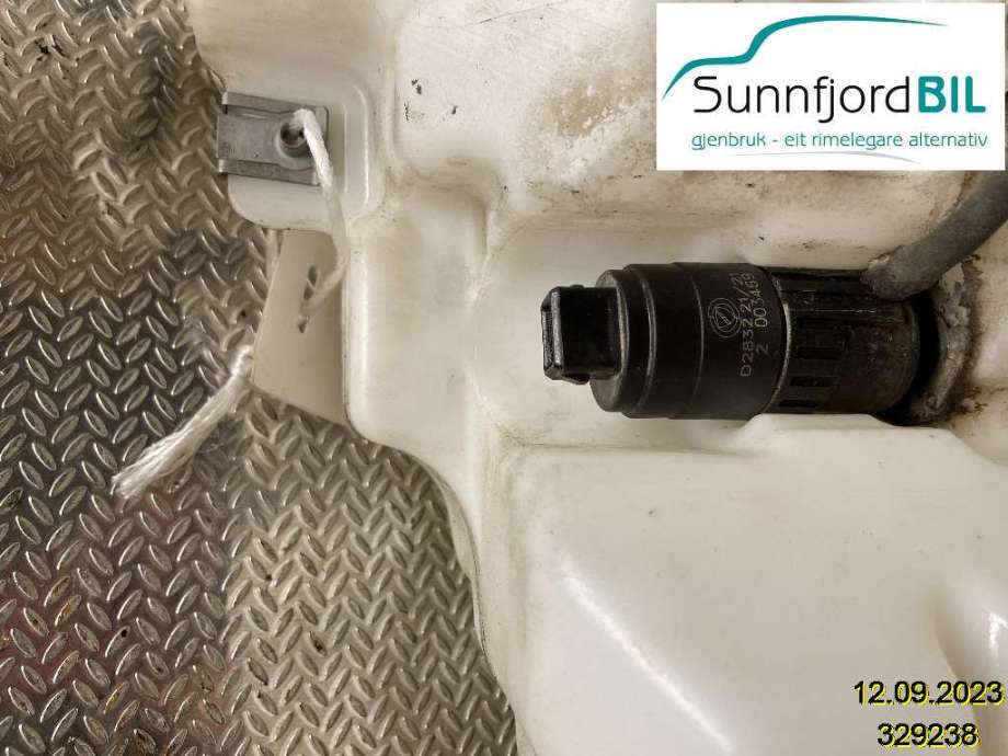 Spylerpumpe foran til Citroën Jumper, 2014-->> (Type III, Fase 2)  (CITROEN|1637941580)