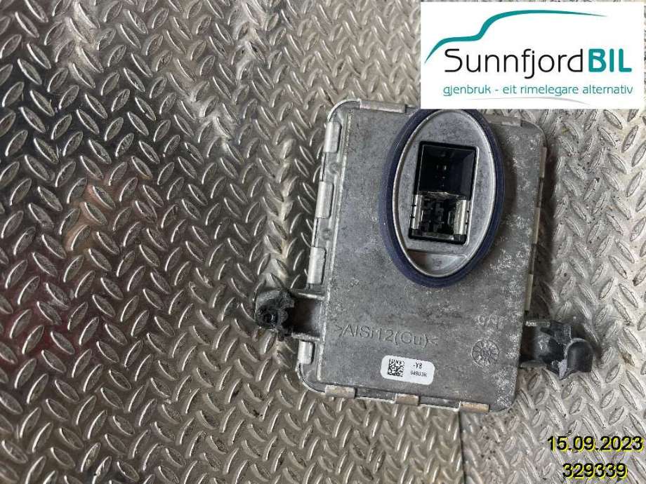 Styreenhet xenon/ballast til BMW 4-Serie 2013-2020 (F32/F33/F36) (F32/F33/F36) (BMW|63117317408|7296090|130732931700)