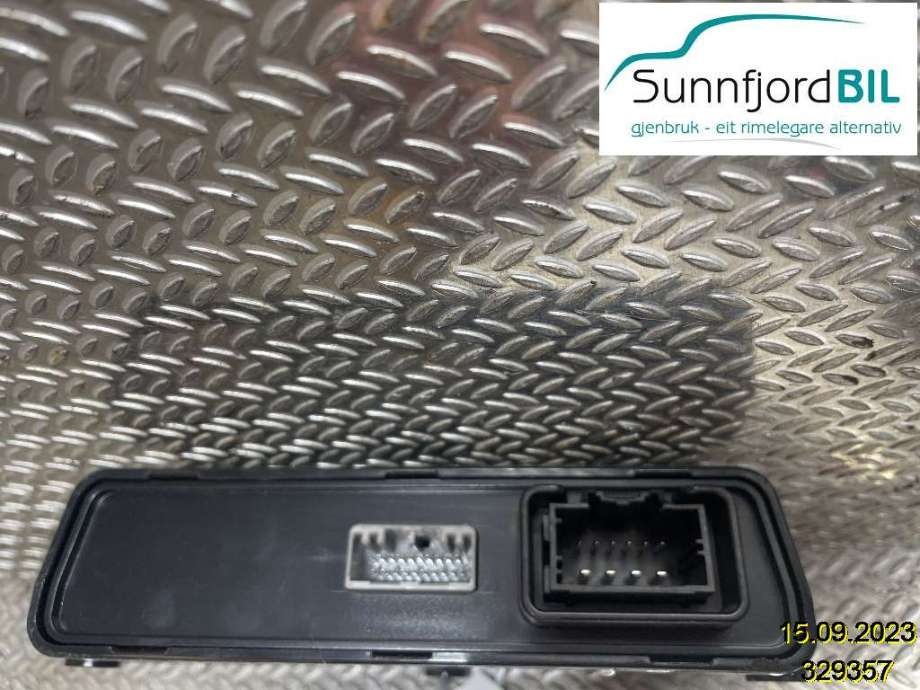Styreenhet takluke til Tesla Model S 2013-2016 (Fase 1)  (TESLA|100751200A|)