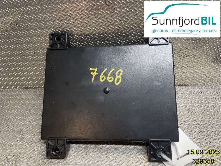 Styreenhet comfort (BCM) til Tesla Model S 2013-2016 (Fase 1) (TESLA|101090700D|)