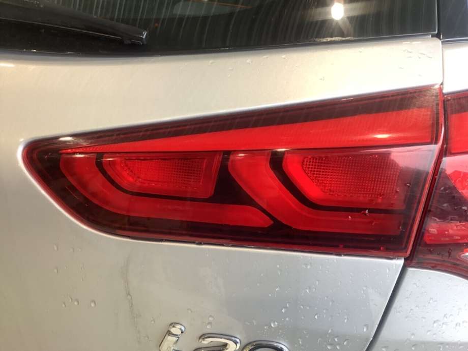 Baklykt høyre indre til Hyundai i20, 2015-2020 (Type II)  (HYUNDAI|92404C 8000)