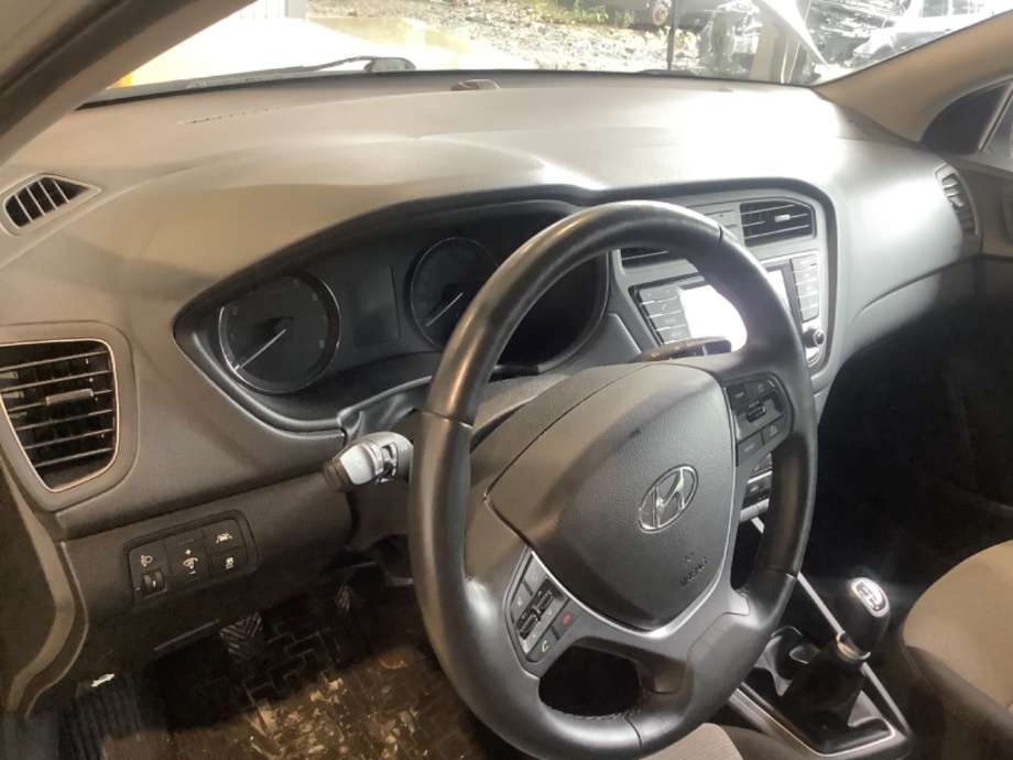 Dashbord til Hyundai i20, 2015-2020 (Type II)  (HYUNDAI|)