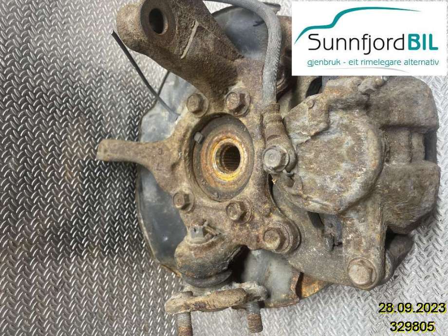 Bremsecaliper høyre foran til Toyota Prius +7 2012-2020 (Type III) (stasjonsvogn) (stasjonsvogn) (TOYOTA|26292SC020|)