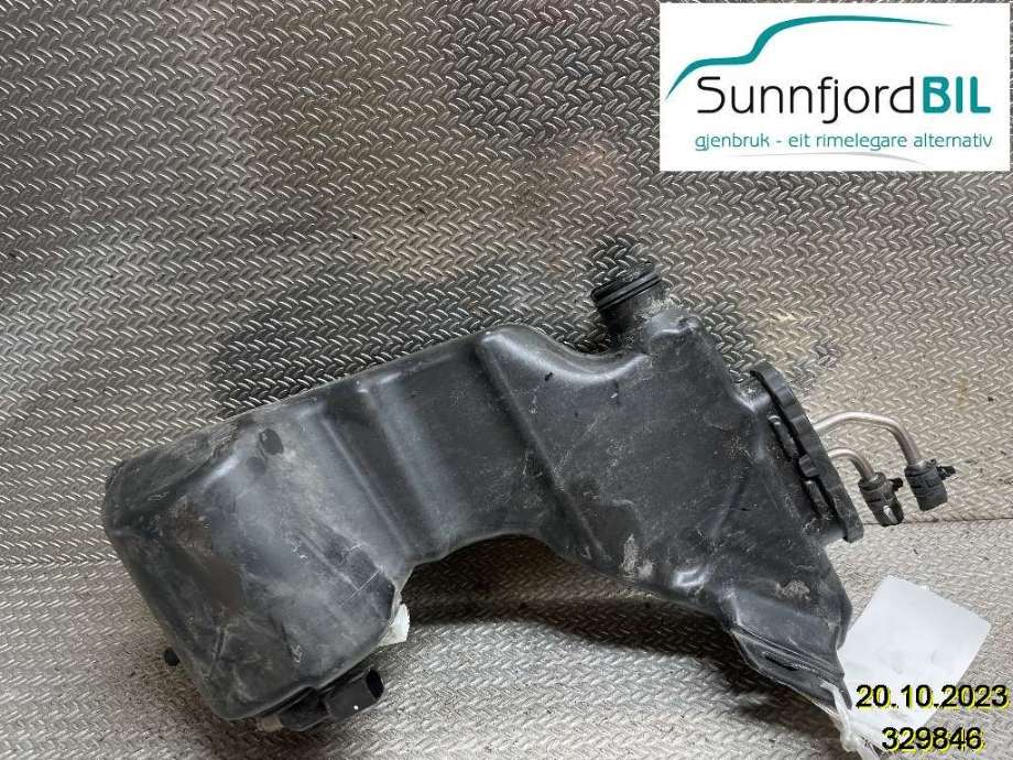 Spylertank til Mercedes E-Klasse, 2016-2023 (W213) (W213) (MERCEDES|A2058690220)