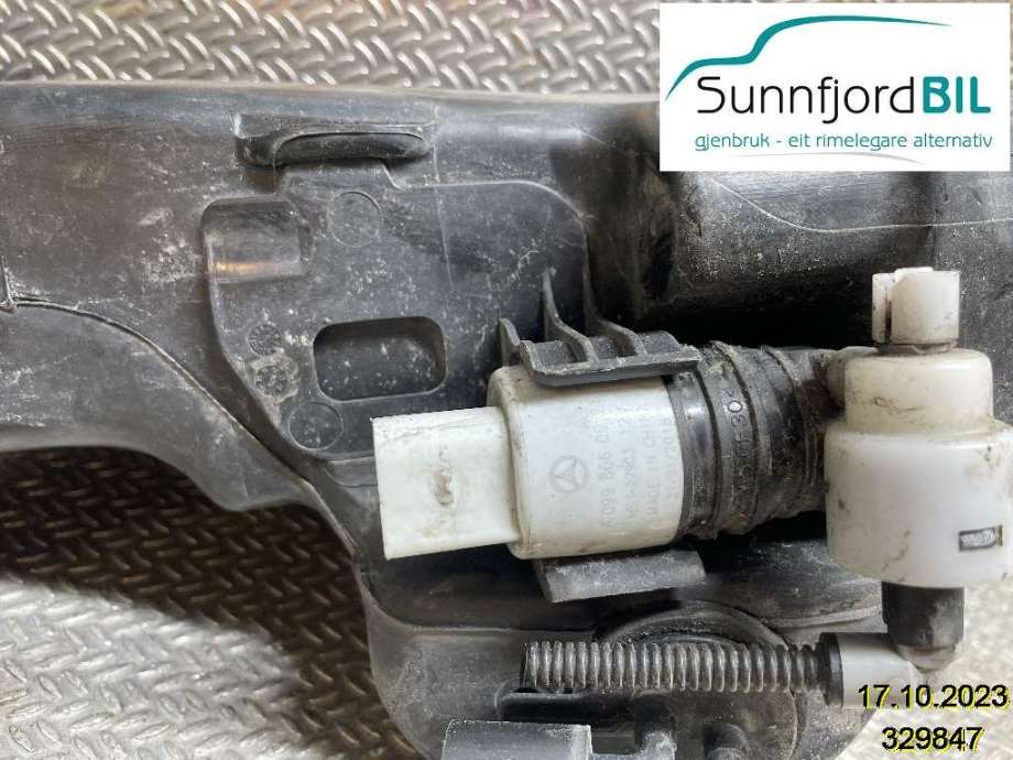 Spylerpumpe foran til Mercedes E-Klasse, 2016-2023 (W213) (W213) (MERCEDES|A2058660000)