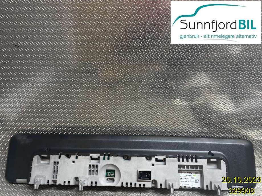 Multimedia display (MCU - Media Controller Unit) til Mercedes EQA 2021-->>  (A2479008211|)