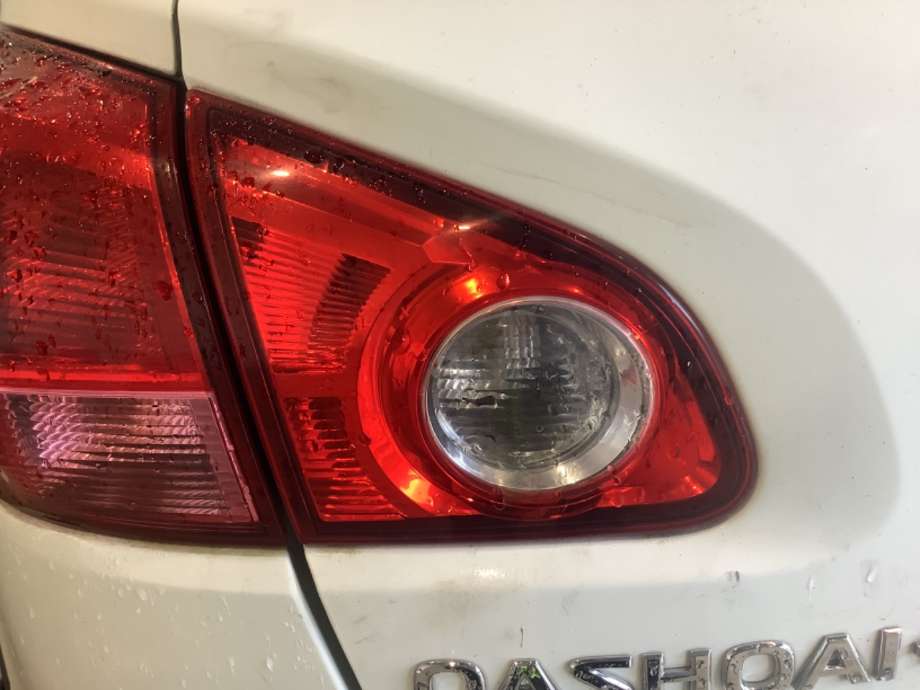 Baklykt venstre indre til Nissan Qashqai, 2007-2010 (Type I, Fase 1)  (NISSAN|26555JD800)
