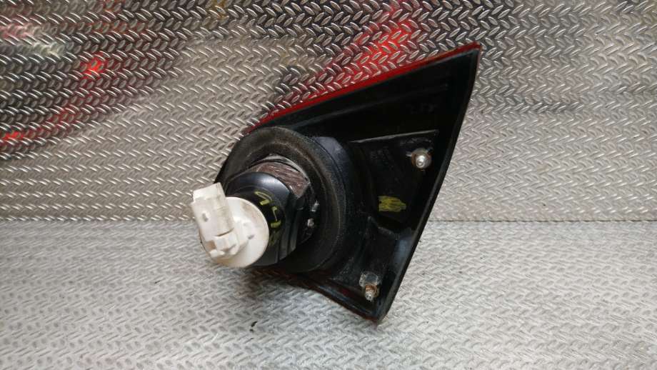 Baklykt venstre indre til Nissan Qashqai 2007-2010 (Type I, Fase 1)  (NISSAN|26555JD800|)