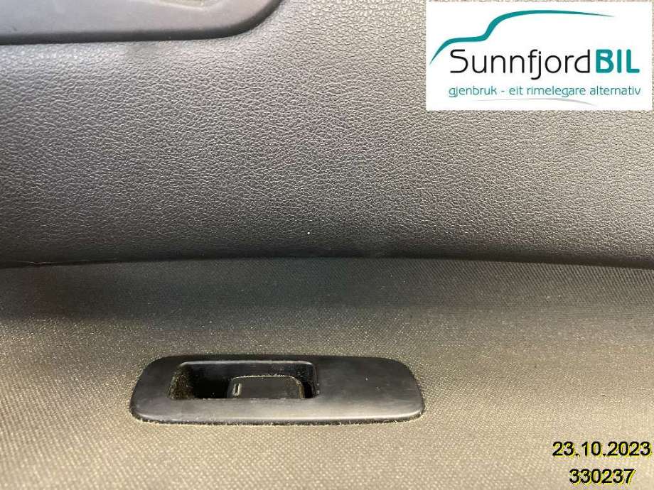 Bryter ruteheis til Nissan Qashqai, 2007-2010 (Type I, Fase 1)  (NISSAN|25411JD000)