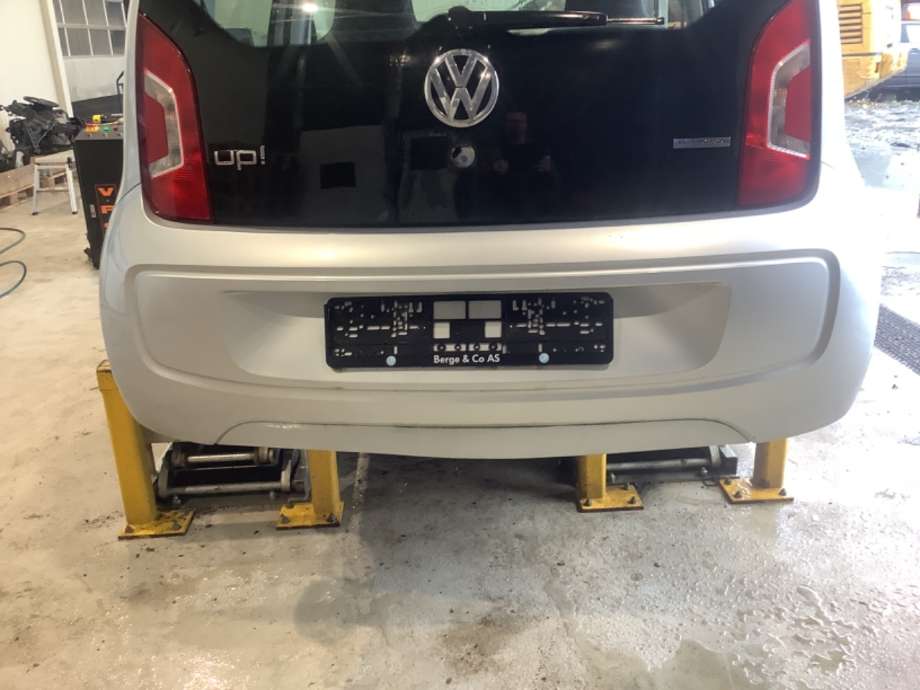 Støtfanger bak til VW E-Up, 2013-2019  (VOLKSWAGEN|)
