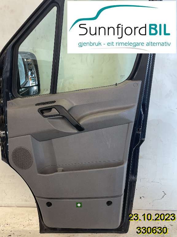 Dørtrekk høyre til VW Crafter, 2011-2016 (Type I, Fase 2)  (VOLKSWAGEN|2E0867006)