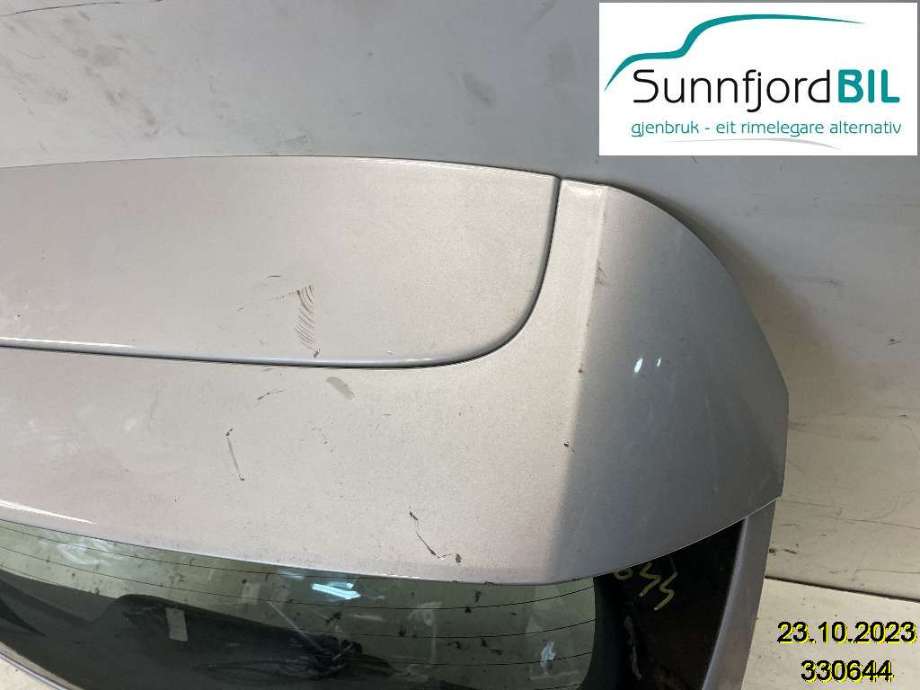 Spoiler bakluke til Ford Fiesta 2013-2017 (Type VI, Fase 2)  (FORD|2116233|AM8A6J44230AGXWAA|)