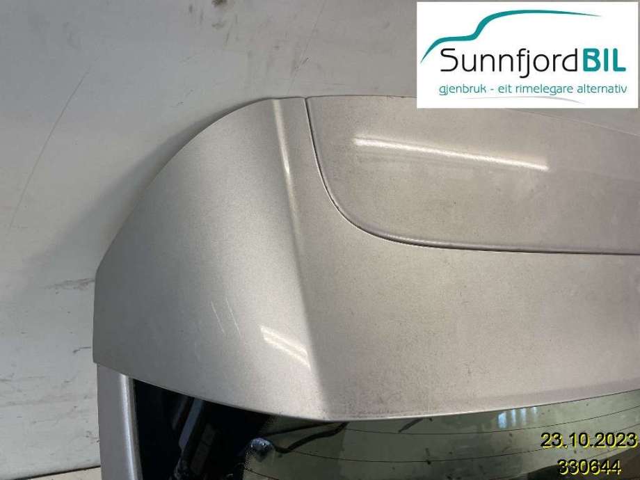 Spoiler bakluke til Ford Fiesta 2013-2017 (Type VI, Fase 2)  (FORD|2116233|AM8A6J44230AGXWAA|)
