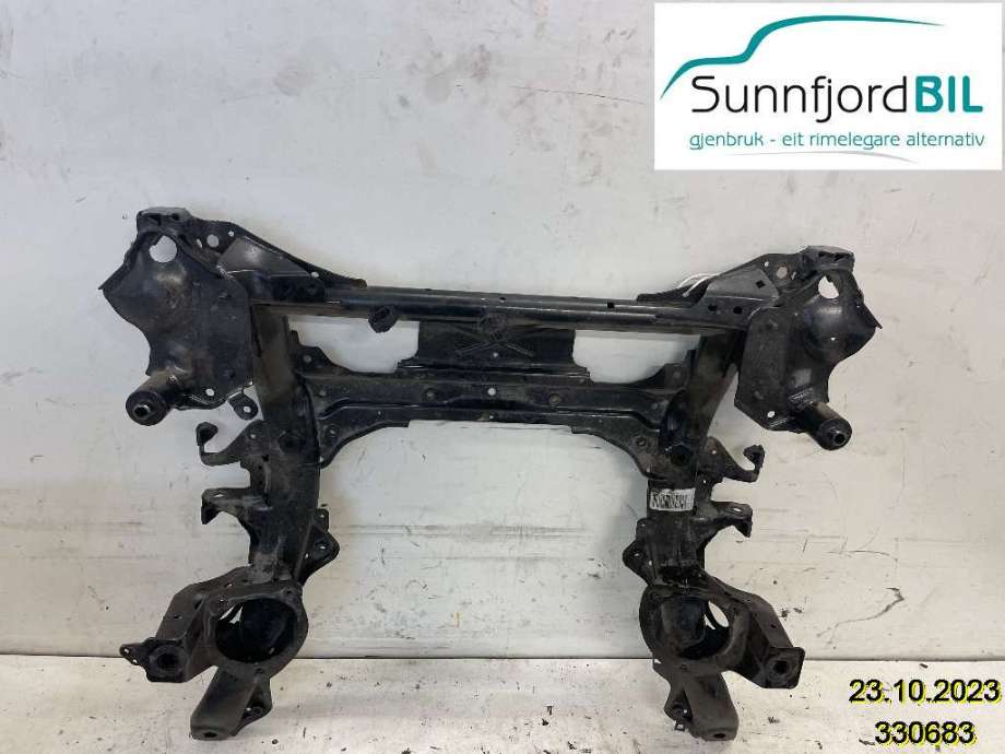 Travers foran hoved til BMW 4-Serie 2013-2020 (F32/F33/F36) (F32/F33/F36) (BMW|31106872123|)