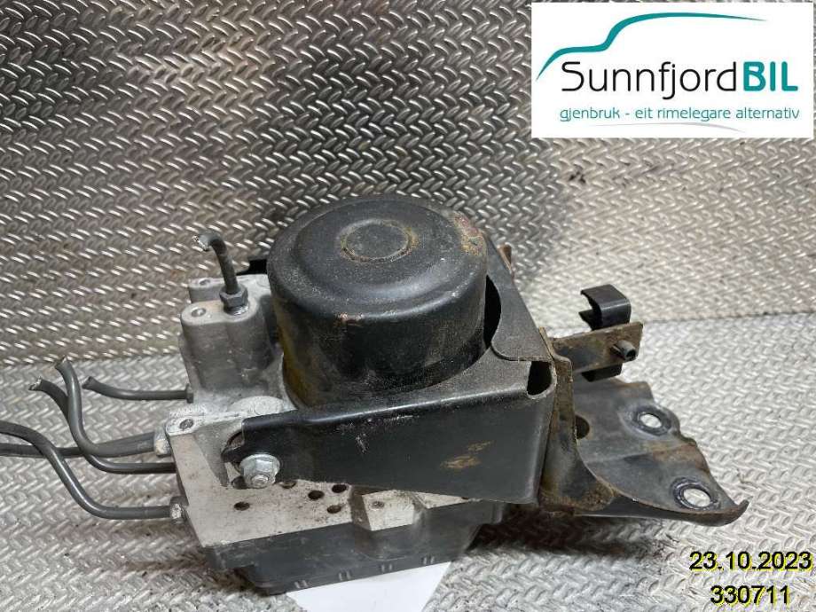 ABS sentral til Toyota RAV4 2006-2009 (Type III, Fase 1)  (TOYOTA|4405042230||4405042100)