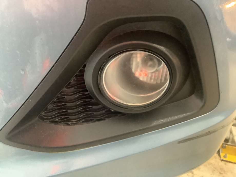 Tåkelykt venstre foran til Hyundai i10, 2014-2018 (Type II)  (HYUNDAI|86527B9000)