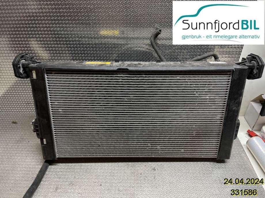 Radiator (automat gir) til BMW i3 2013-2022  (BMW|17117600511|)