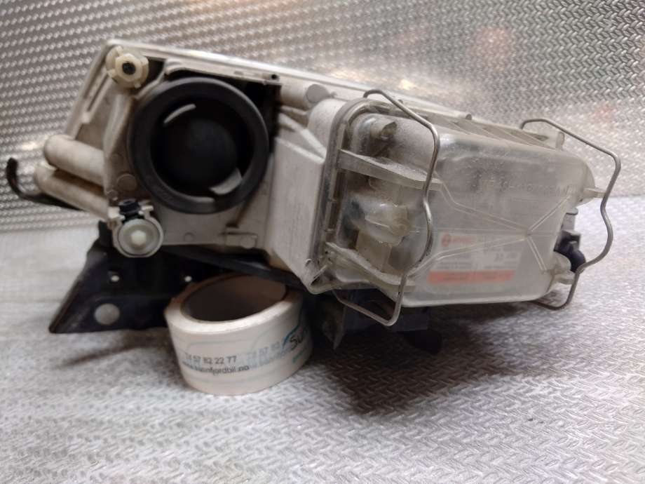 Frontlykt høyre xenon til Škoda Octavia 2005-2008 (Type II, Fase 1)  (SKODA|1Z1 941 018 N|1Z1941018N|)