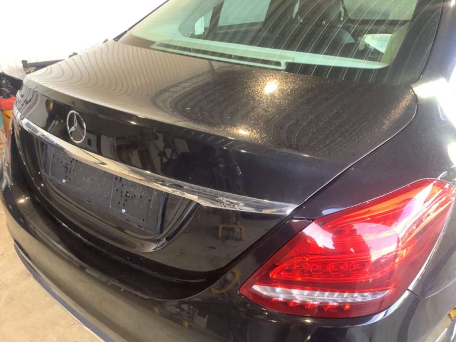 Bakluke sedan til Mercedes C-Klasse 2014-2018 (Fase 1) (W205) (W205) (MERCEDES|A 205 750 00 75|)
